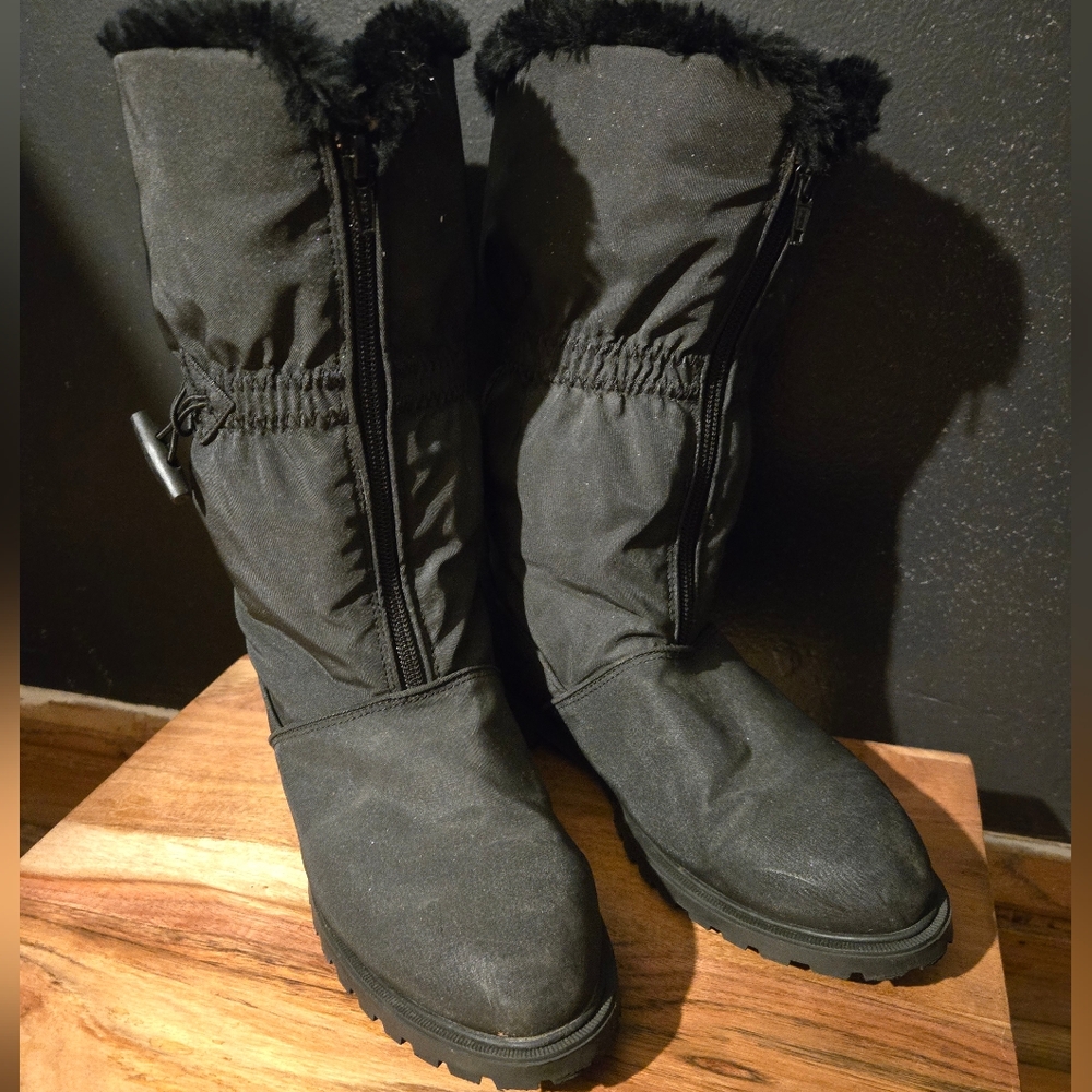 Cabin Creek Winter Boots 9W Black Front Zipper Faux Fur Lining NWOT
